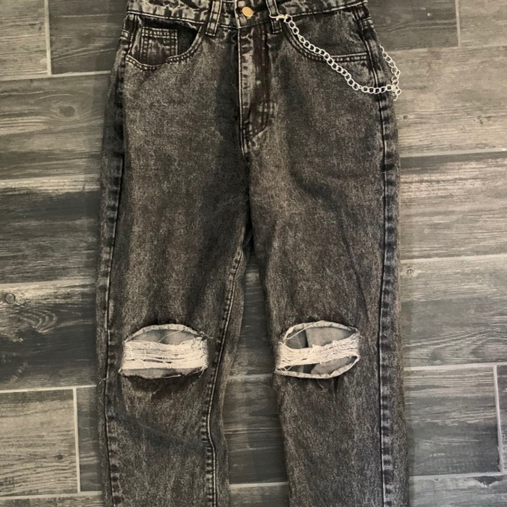 Ripped Jeans